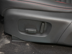 2022款 P300e 性能科技版
免税
