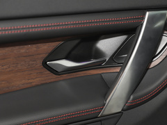 2022款 P300e 性能科技版
免税
