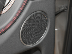 2022款 P300e 性能科技版
免税
