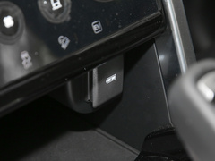 2022款 P300e 性能科技版
免税
