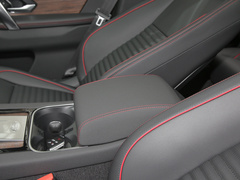 2022款 P300e 性能科技版
免税
