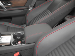 2022款 P300e 性能科技版
免税
