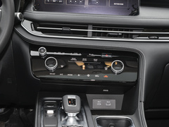 2022款 2.0T 典雅版