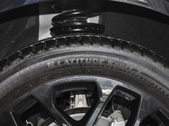 2022款 轻混 650T RS Twin-Clutch四驱7座 白夜版