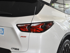 2022款 轻混 650T RS Twin-Clutch四驱7座 白夜版