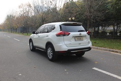 2022款 2.0L 两驱智联舒享版