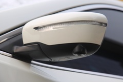 2022款 2.0L 两驱智联舒享版