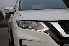 2022款 2.0L 两驱智联舒享版