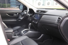 2022款 2.0L 两驱智联舒享版