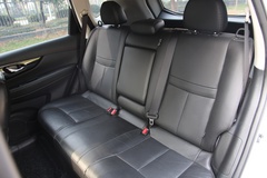 2022款 2.0L 两驱智联舒享版