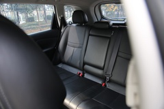 2022款 2.0L 两驱智联舒享版