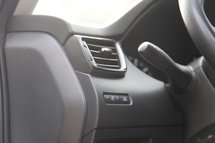 2022款 2.0L 两驱智联舒享版