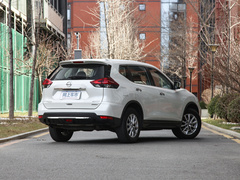 2022款 2.0L 两驱智联舒享版