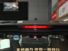 2022款 2.0L 两驱智联舒享版
