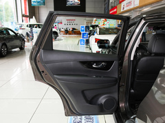 2022款 2.0L 两驱智联舒享版