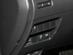 2022款 2.0L 两驱智联舒享版