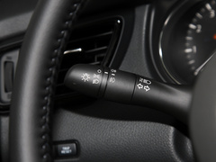 2022款 2.0L 两驱智联舒享版