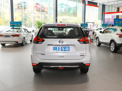 2022款 2.0L 两驱智联臻享版