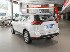 2022款 2.0L 两驱智联臻享版