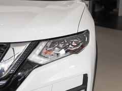 2022款 2.0L 兩驅(qū)智聯(lián)臻享版
