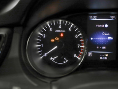2022款 2.0L 两驱智联臻享版