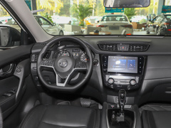 2022款 2.0L 两驱智联臻享版