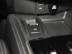 2022款 2.0L 两驱智联臻享版