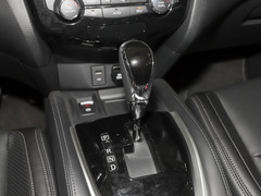 2022款 2.0L 两驱智联臻享版