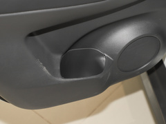 2022款 2.0L 两驱智联臻享版