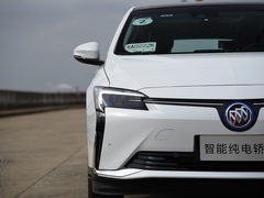 2022款 互联智慧型 PLUS