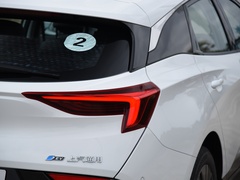 2022款 互联智慧型 PLUS