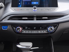 2022款 互联智慧型 PLUS