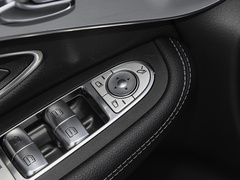 2022款 改款 GLC 260 L 4MATIC 动感型