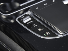 2022款 改款 GLC 260 L 4MATIC 动感型