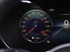 2022款 改款 GLC 260 L 4MATIC 动感型