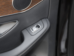 2022款 改款 GLC 260 L 4MATIC 动感型