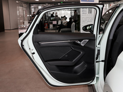 2022款 A3L Limousine 35 TFSI 豪华运动型