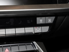 2022款 A3L Limousine 35 TFSI 豪华运动型