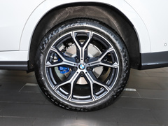 2022款 xDrive40i 尊享型 M运动套装