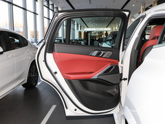 2022款 xDrive40i 尊享型 M运动套装