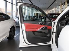 2022款 xDrive40i 尊享型 M运动套装