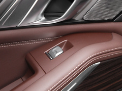 2022款 xDrive 40Li M运动套装