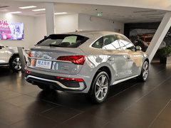 2022款 40 TFSI 时尚型