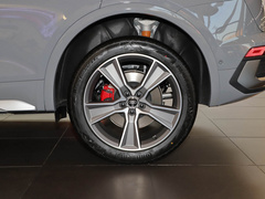 2022款 40 TFSI 时尚型