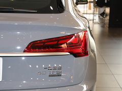 2022款 40 TFSI 时尚型