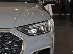 2022款 40 TFSI 时尚型