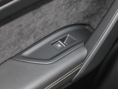 2022款 40 TFSI 豪华型