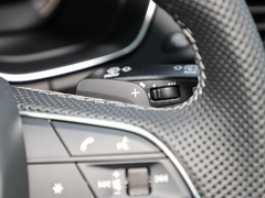 2022款 40 TFSI 豪华型