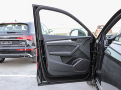 2022款 40 TFSI 豪华型