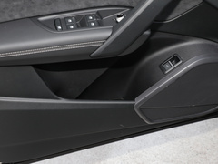 2022款 40 TFSI 豪华型
